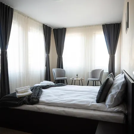 Ig Royal Towers 426 Apartman Banszko
